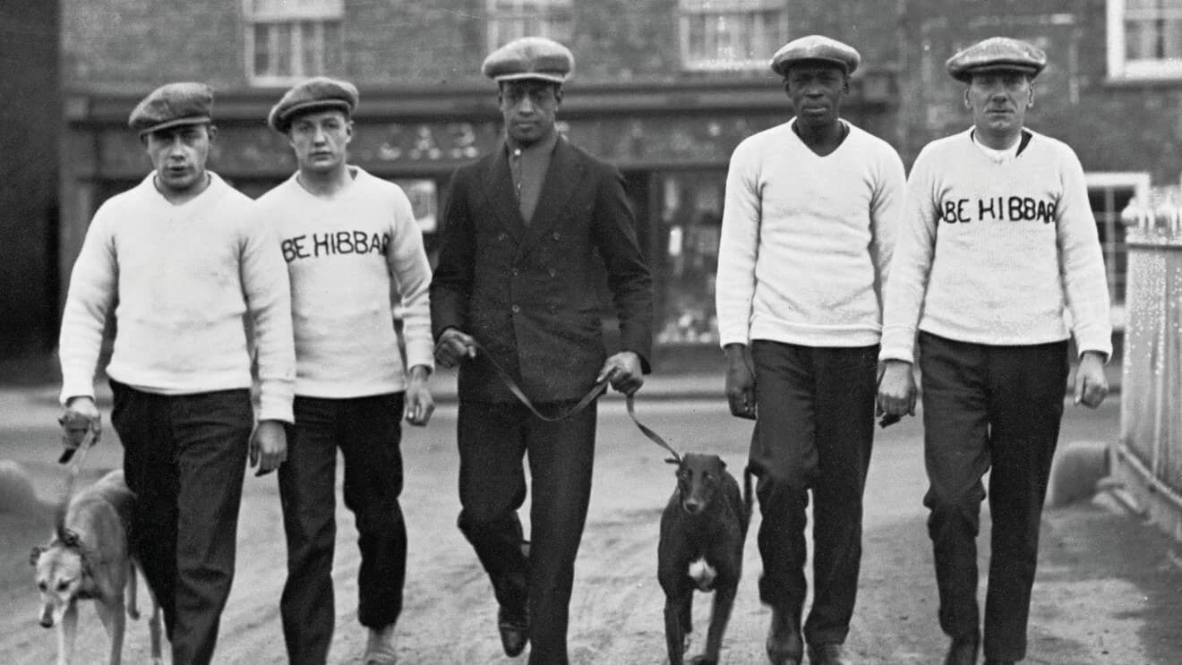Len Johnson with friends, Manchester